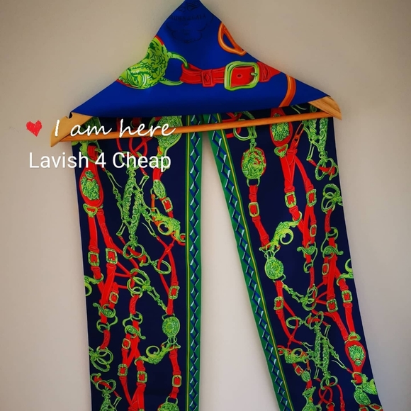 💯% authentic hermes maxi twilly - Picture 2 of 7